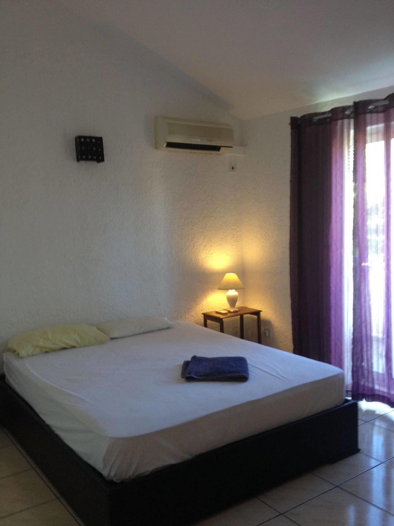Rayan Tourist Villa Flic-en-Flacq Exterior foto